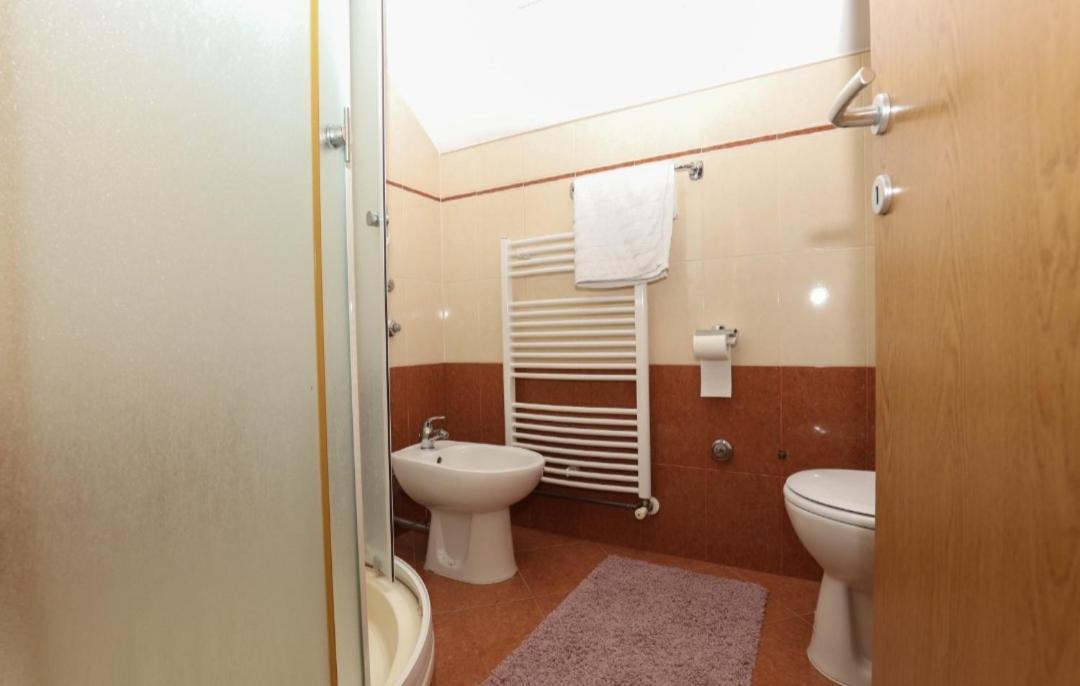 Rooms Odmaraliste Jablan Сен Екстериор снимка