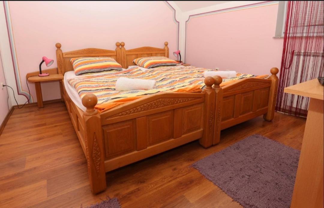 Rooms Odmaraliste Jablan Сен Екстериор снимка