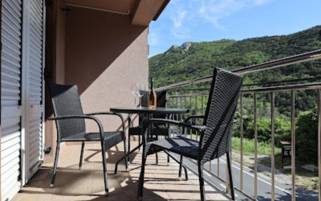 Rooms Odmaraliste Jablan Сен Екстериор снимка