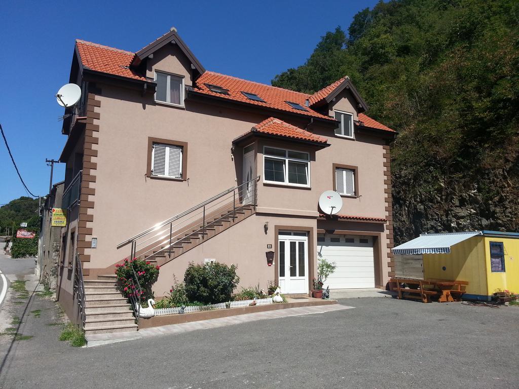 Rooms Odmaraliste Jablan Сен Екстериор снимка